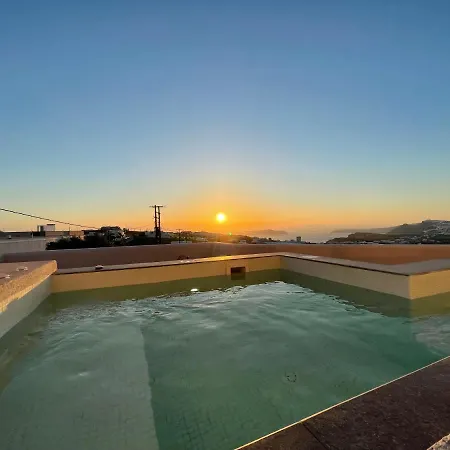 Hotel Elements Cozy Pýrgos