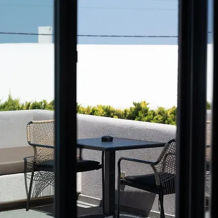 Hotel Elements Cozy Pýrgos