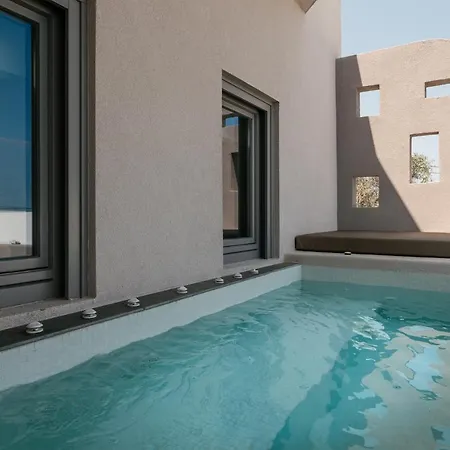 Elements Cozy Hotel Pyrgos Kallistis