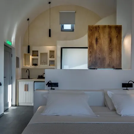 Hotel Elements Cozy Pyrgos Kallistis