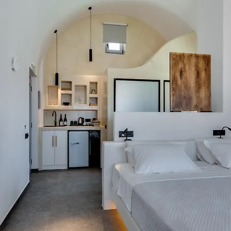 Hotel Elements Cozy Pyrgos Kallistis