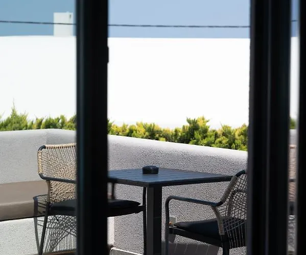 Hotel Elements Cozy Pýrgos