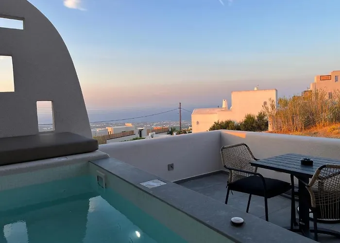 Elements Cozy Hotel Pýrgos