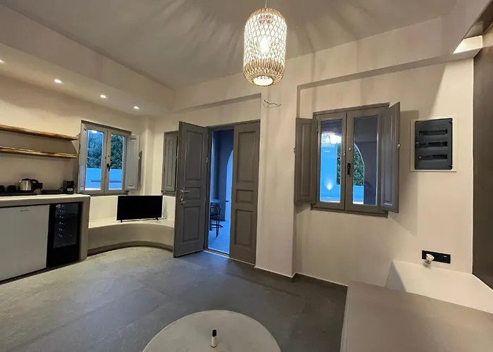 Elements Cozy Pýrgos