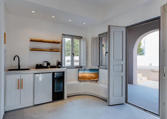 Hotel Elements Cozy Pýrgos