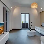 Elements Cozy Hotel Pýrgos