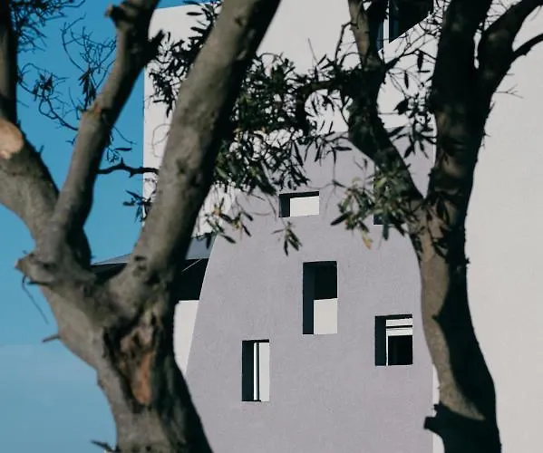 Отель Elements Cozy Пиргос