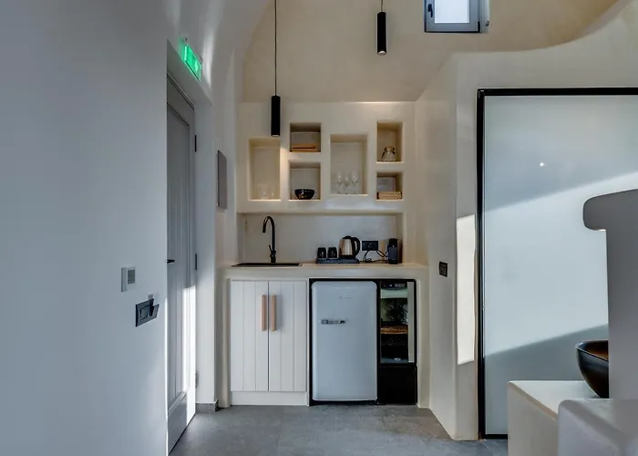 Elements Cozy Отель Пиргос