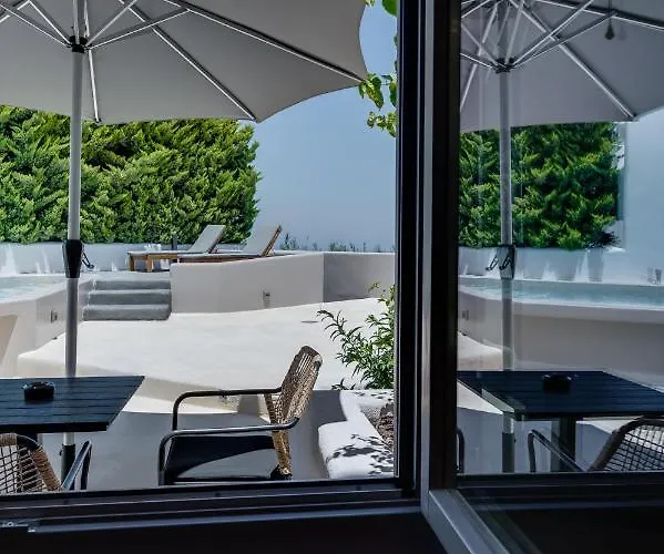 Hotel Elements Cozy Pýrgos