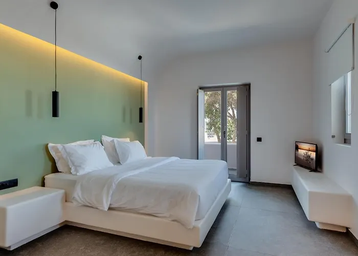 Elements Cozy Отель Пиргос